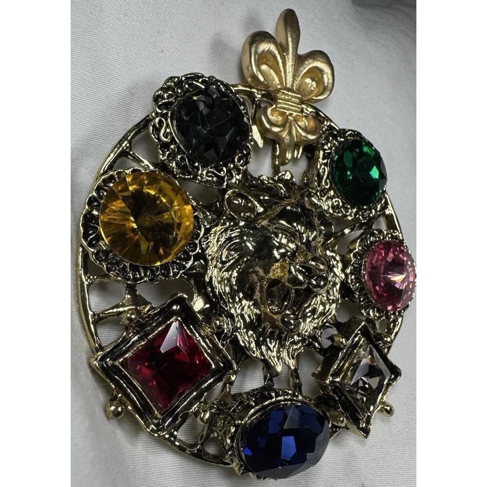 Lion Head Fleur De Lis Brooch Pin Gold Tone Multicolor Rhinestone Statement NEW - Picture 3 of 7